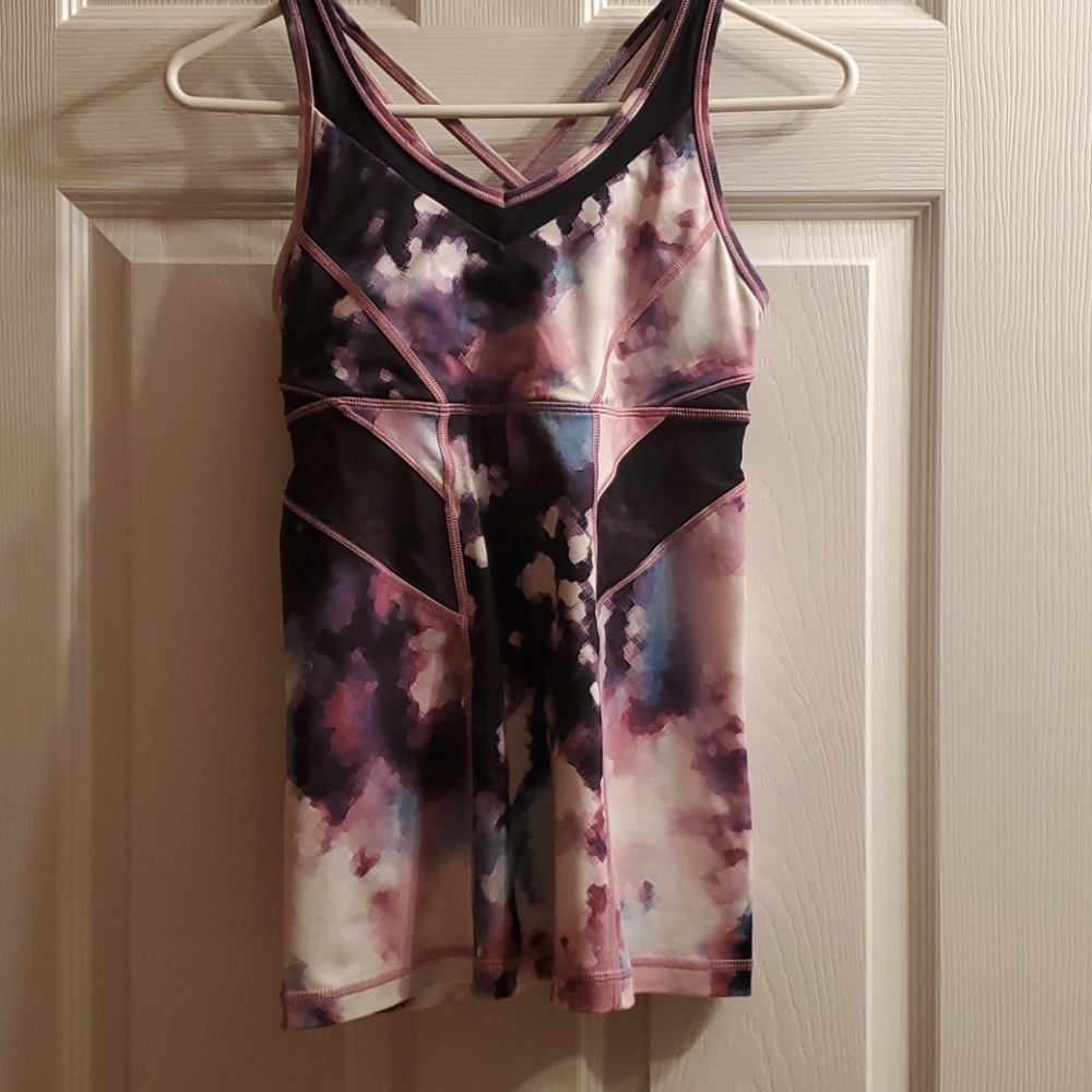 Lululemon top - Picture 2 of 8